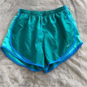 Nike Women's 3'' Dry Tempo Core Running Shorts